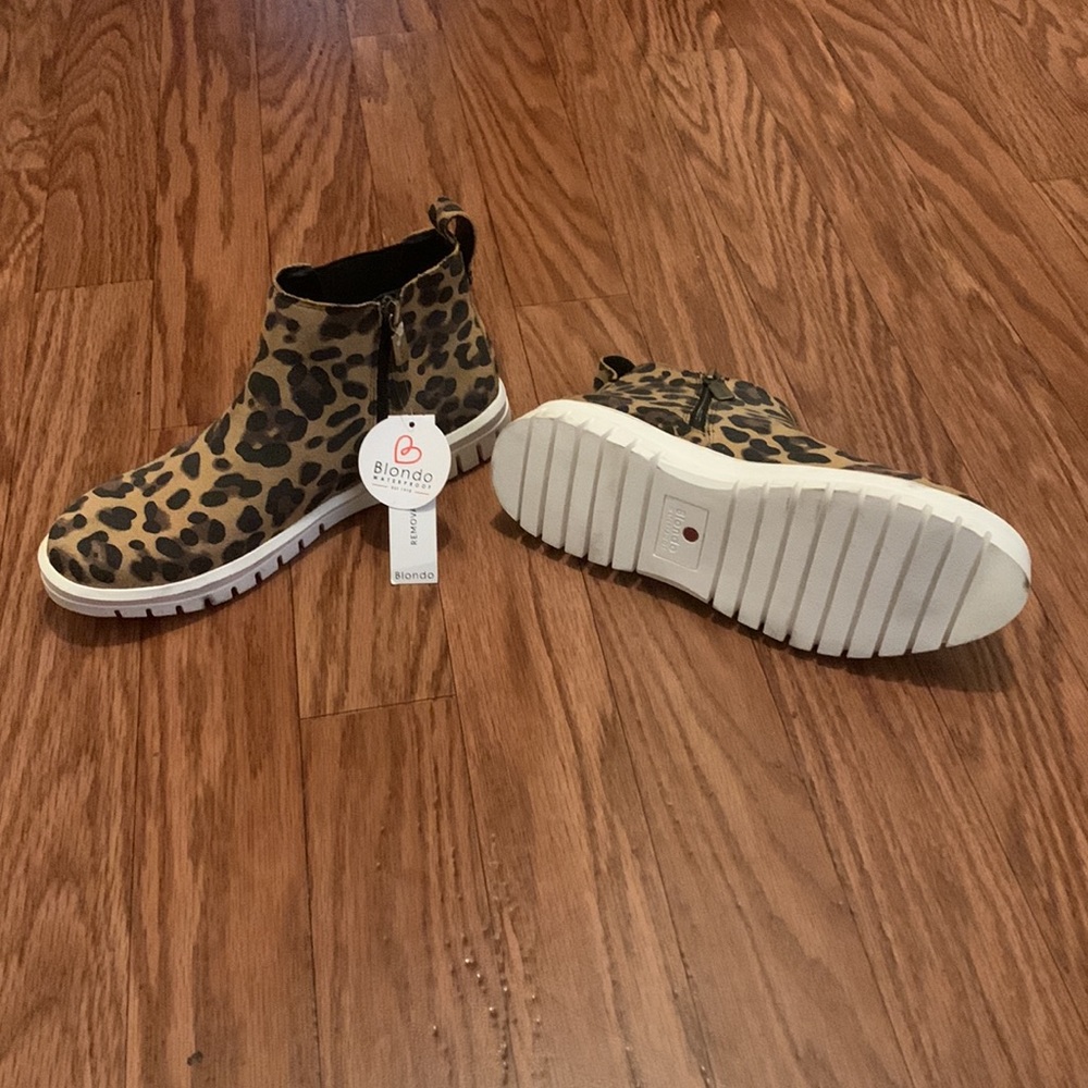 Blondo Animal Print Waterproof Boots - Picture 5 of 8